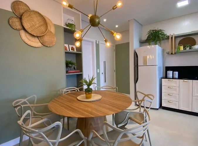 Recanto Bohouse - Apartamento Pertinho Da Praia. Apartamento Bombinhas