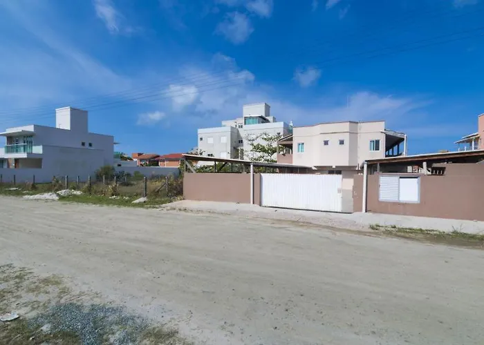 Residencial Melfi 3 Ap.5 Lateral Apartamento Bombinhas