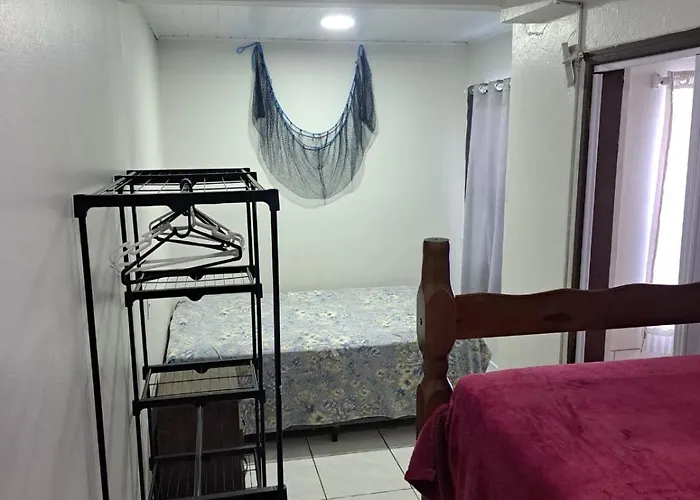 Apto 1 Quarto, Centro De Bombinhas, 130 Metros Da Praia.